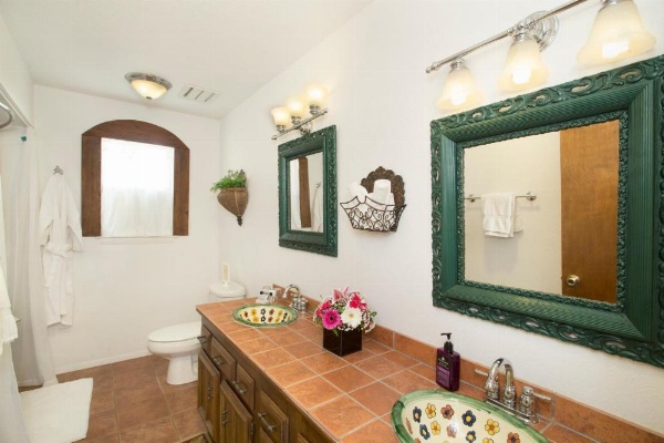 Casa de Lago Bed and Breakfast image 14
